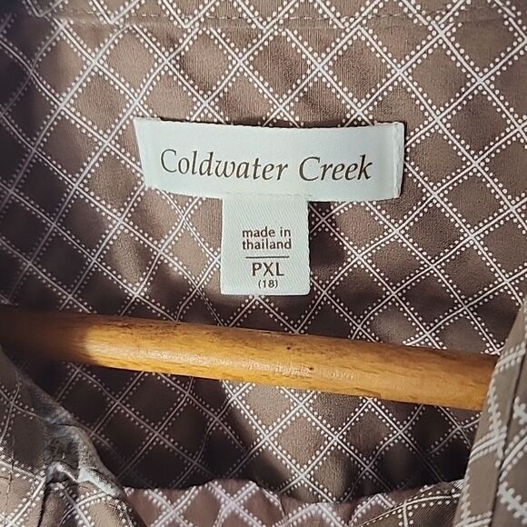 Pleated Smocked Soft Chocolate Brown Button Up Blouse Size PXL - Picture 7 of 8